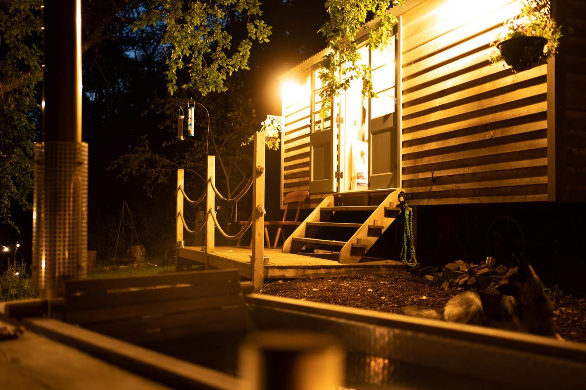 Somerset Shepherds Huts Winsham Exteriör bild