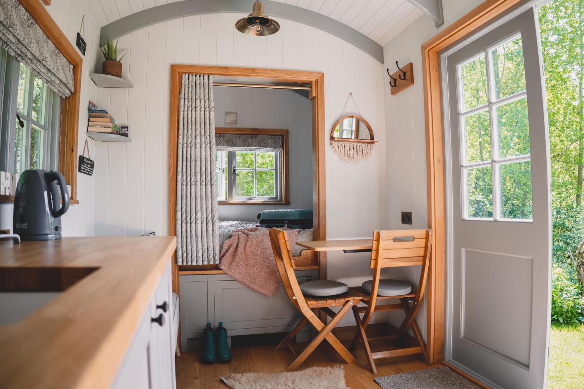 Somerset Shepherds Huts Winsham Exteriör bild